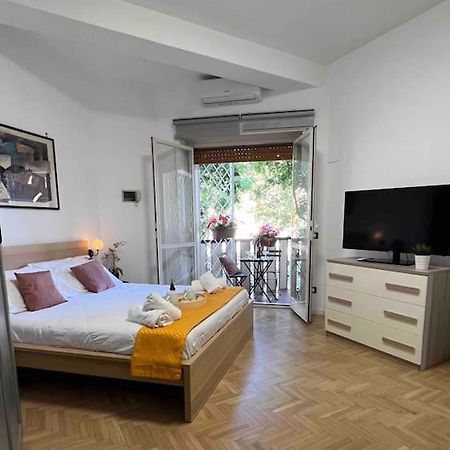 3 Fermate Dal Colosseo - Casa Vacanze Elena - 50 M Da Metro Garbatella Рим Экстерьер фото