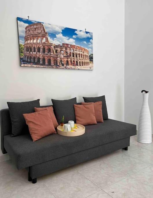 3 Fermate Dal Colosseo - Casa Vacanze Elena - 50 M Da Metro Garbatella Рим Экстерьер фото